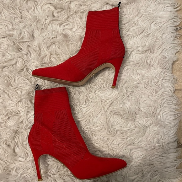 Buffalo red booties - Picture 4 of 6